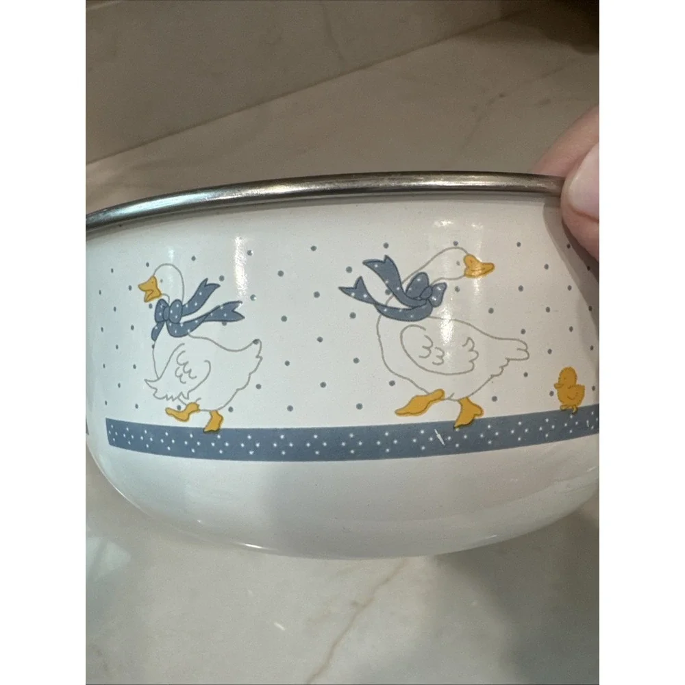 3 metal Enamel Nesting Bowls County Blue Goose Geese Bow White Blue cottagecore